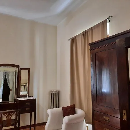 Palazzo Campagna *